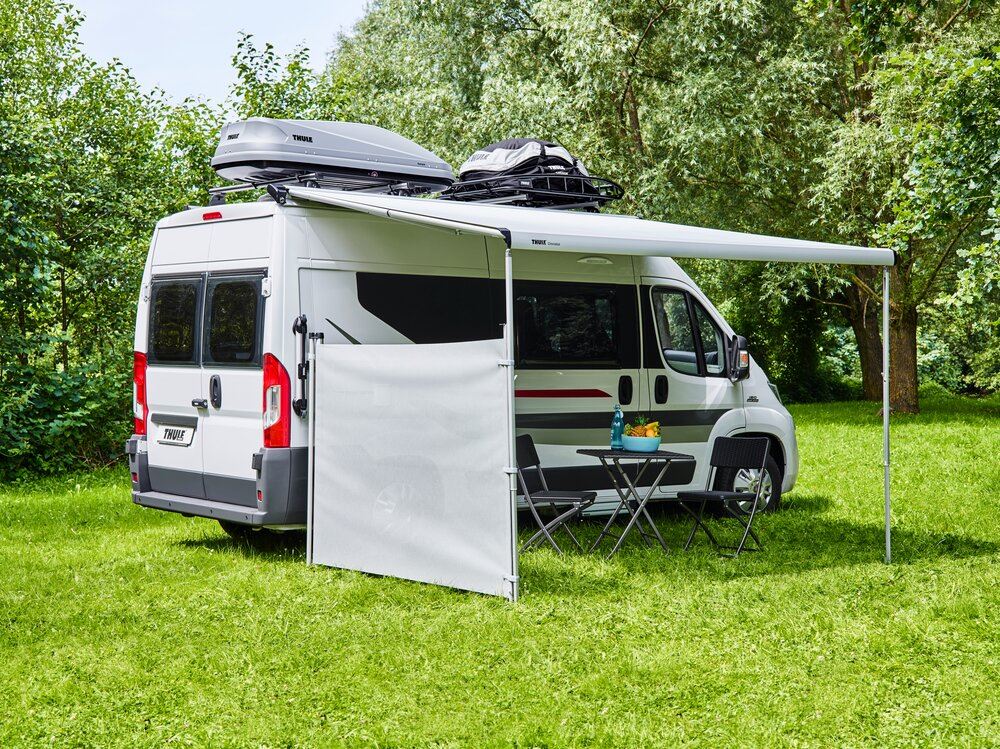 Levegg Thule Windscreen 1,4 x 3,0 m. Inkl. festemateriell